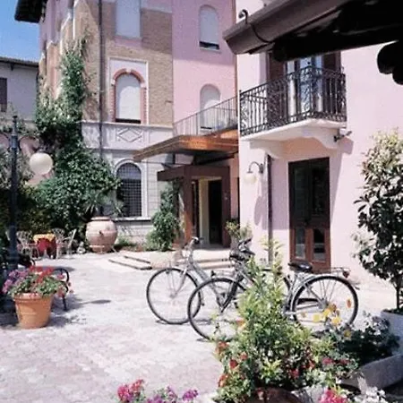 Hotel Pace 3*