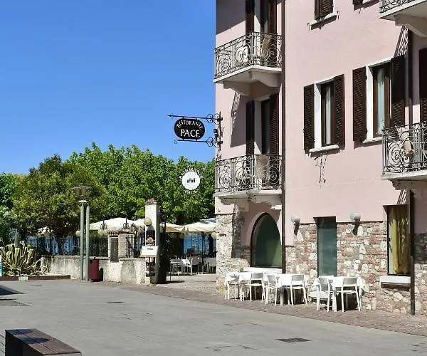 Pace Hotel 3*